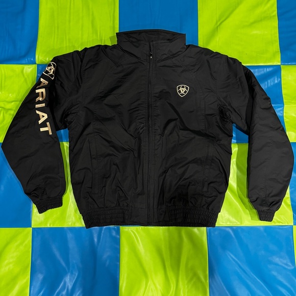 Ariat MEN'S Team Logo Insulated Jacket | Black and Gold - Picture 4 of 11